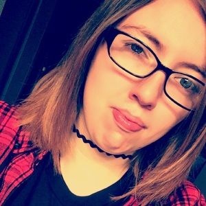 Meet your Posher, Destiny